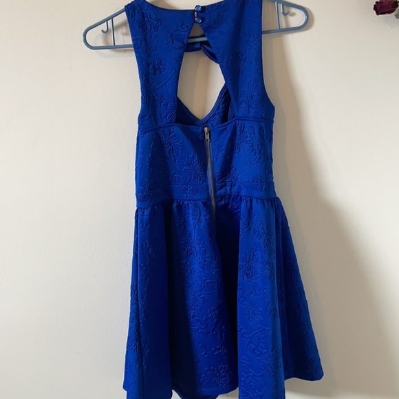 Material Girl Dress - Picture 3 of 6